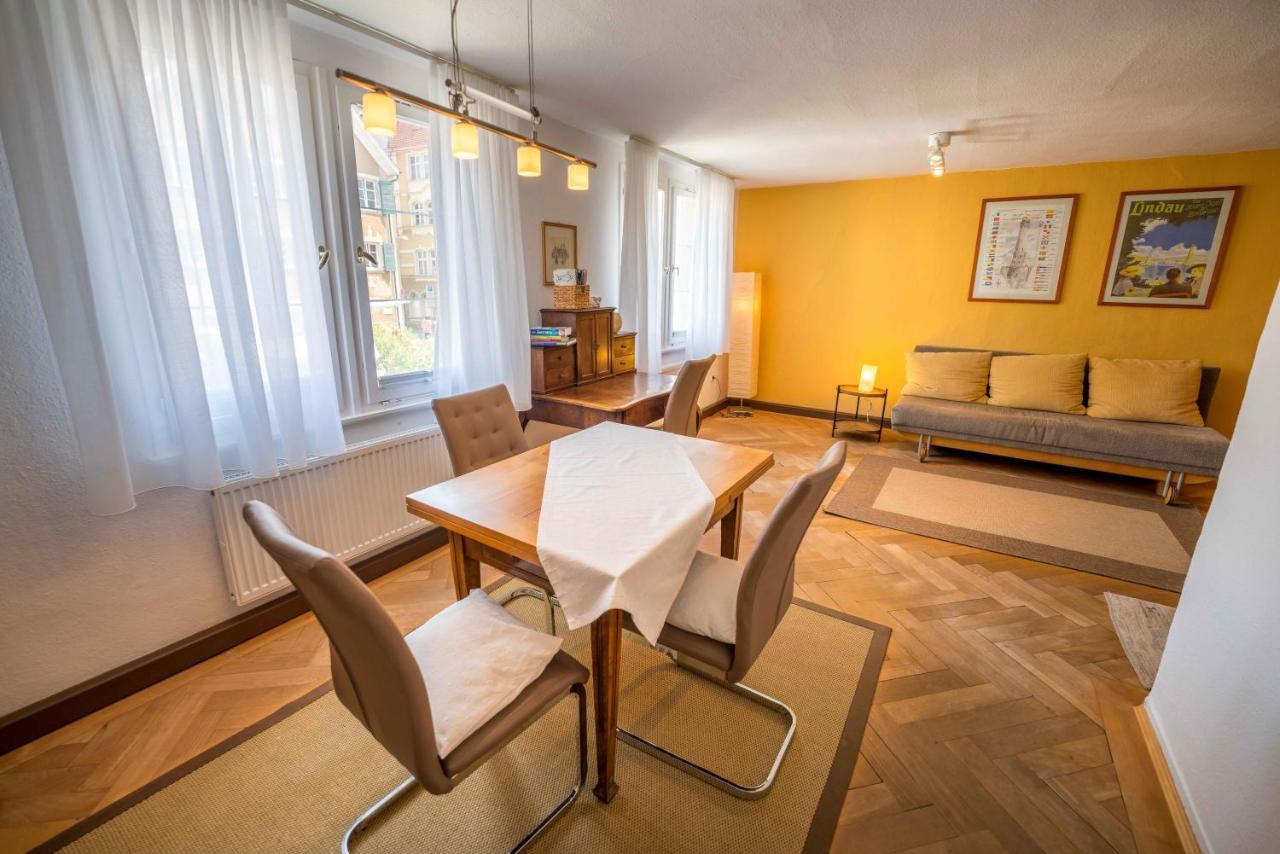 Zum Alten Schulplatz Auf Der Lindau Insel Bagian luar foto